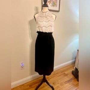 Express Black Skirt with tie/paperbag waist detail and pockets